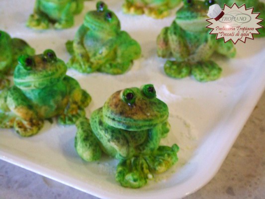 Pasticceria Tropiano Rane di marzapane